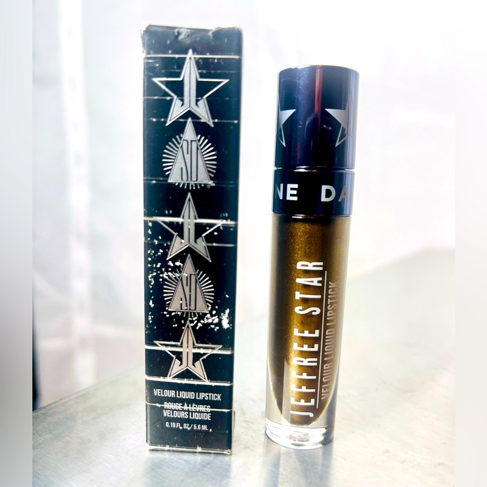 Jeffree Star Cosmetics x Shane Dawson Velour Liquid Lipstick in Shane Makeup